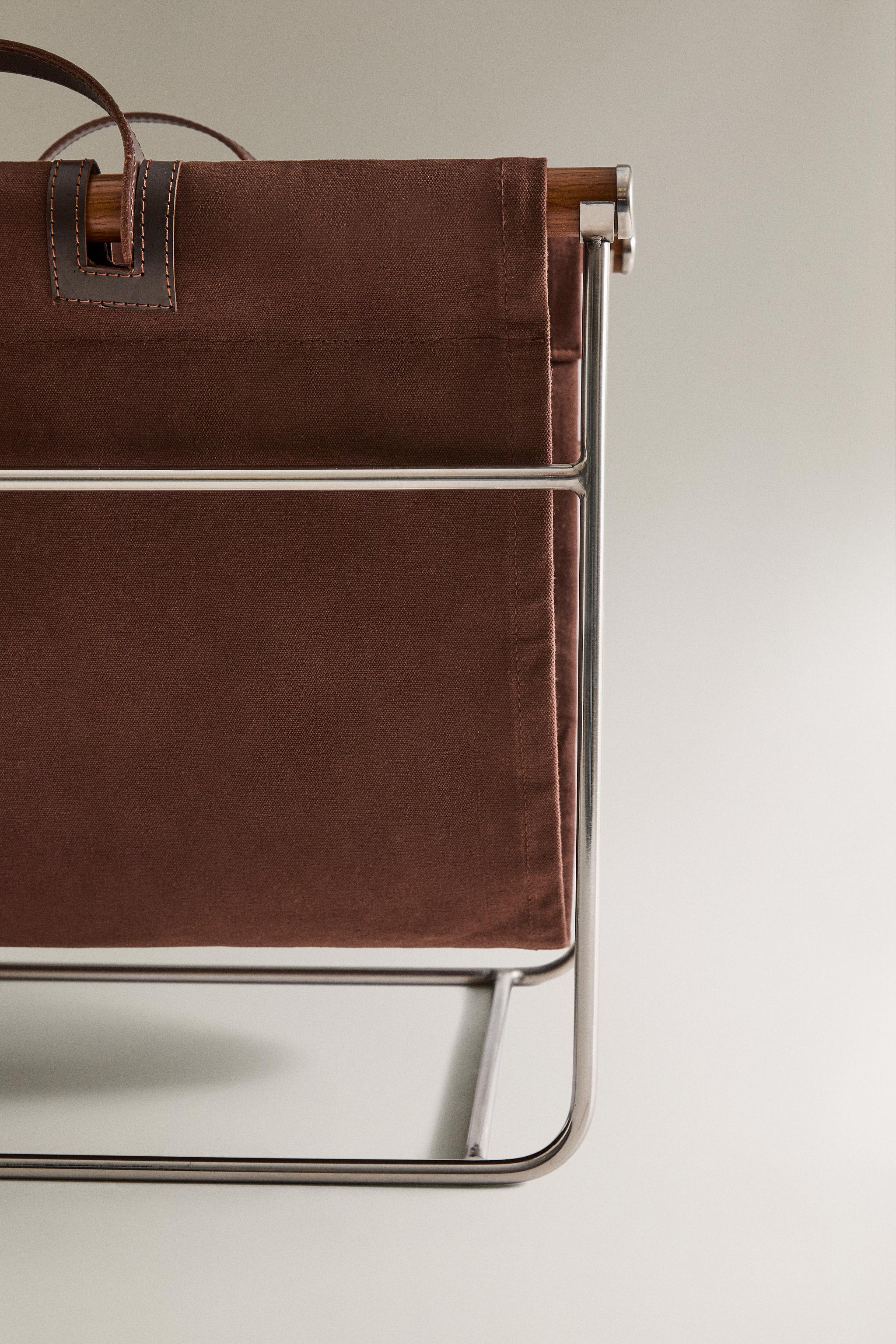 COTTON AND LEATHER MAGAZINE RACK